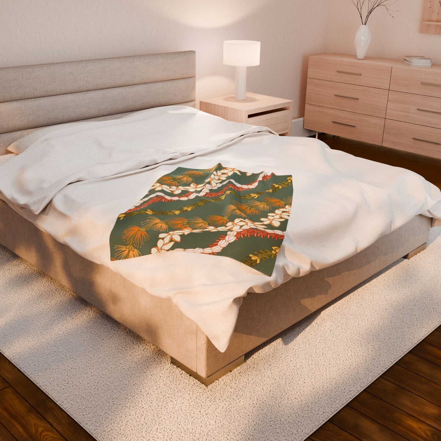 Lehua Pikake Pakalana Lei Aloha Blanket Velveteen Plush Blanket | Hawaiian Floral Throw