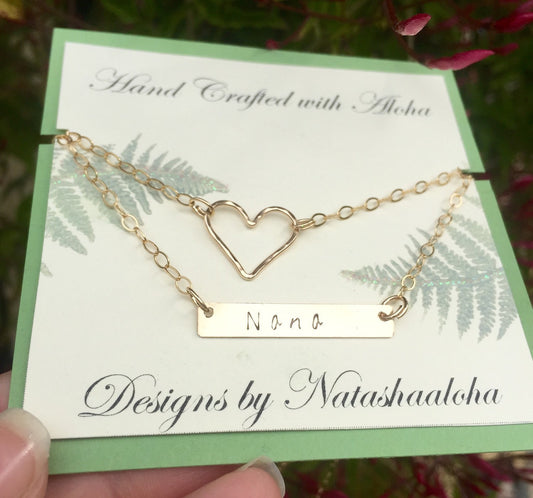 Gold Heart And Bar Personalized Necklace For Mom - Natashaaloha, jewelry, bracelets, necklace, keychains, fishing lures, gifts for men, charms, personalized,