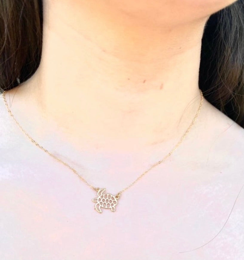 Hawaiian Sunrise Shell Necklace - Pearls & Rose Quartz | swflshellguide